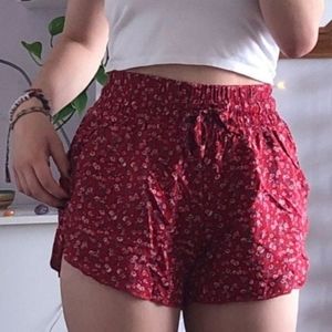 Women's High Waisted Pull-On Shorts Lot